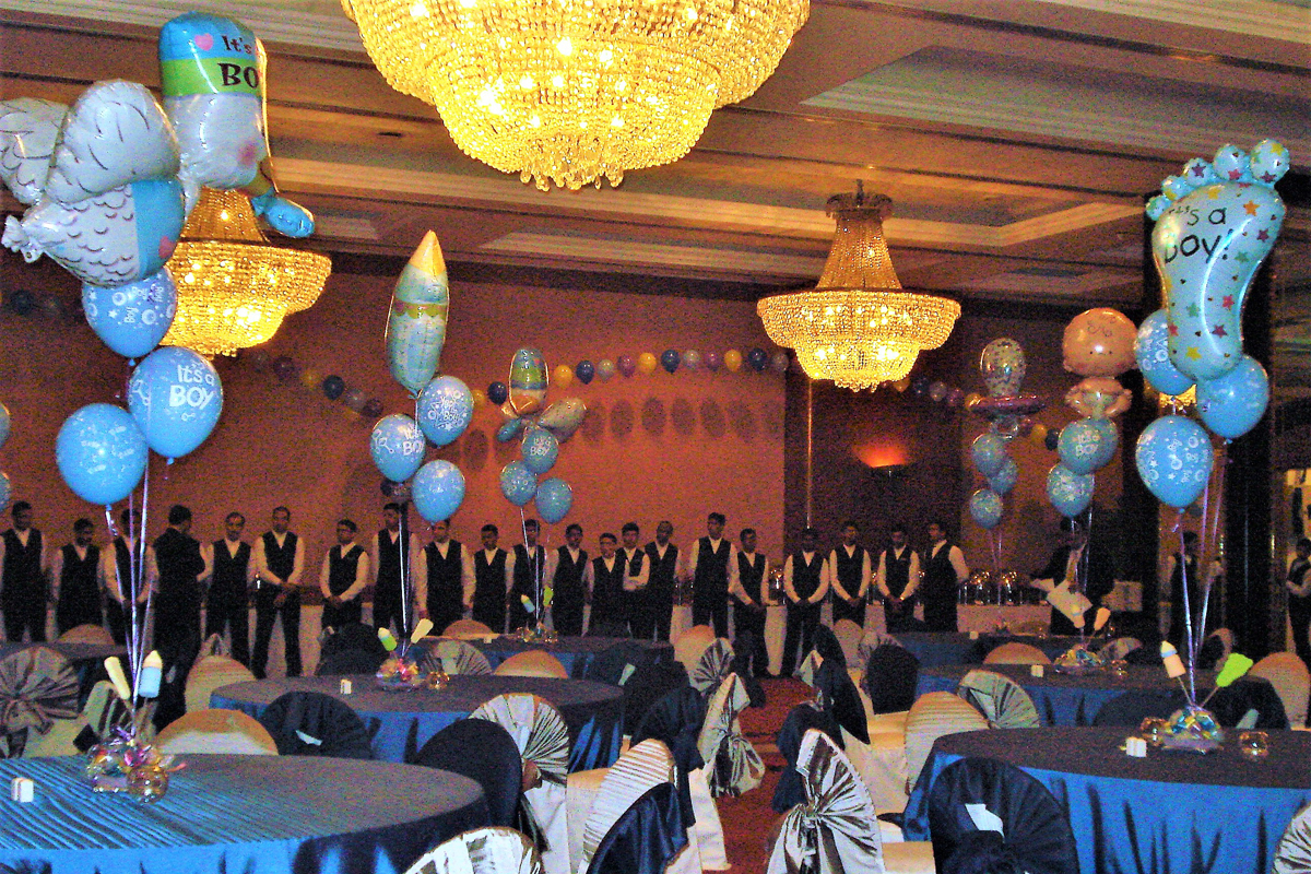 Gas Balloons on tables + Table Floral Work + Gas Balloons All over